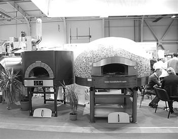 技術(shù)轉(zhuǎn)讓驅(qū)動(dòng)產(chǎn)業(yè)升級(jí)與經(jīng)濟(jì)發(fā)展